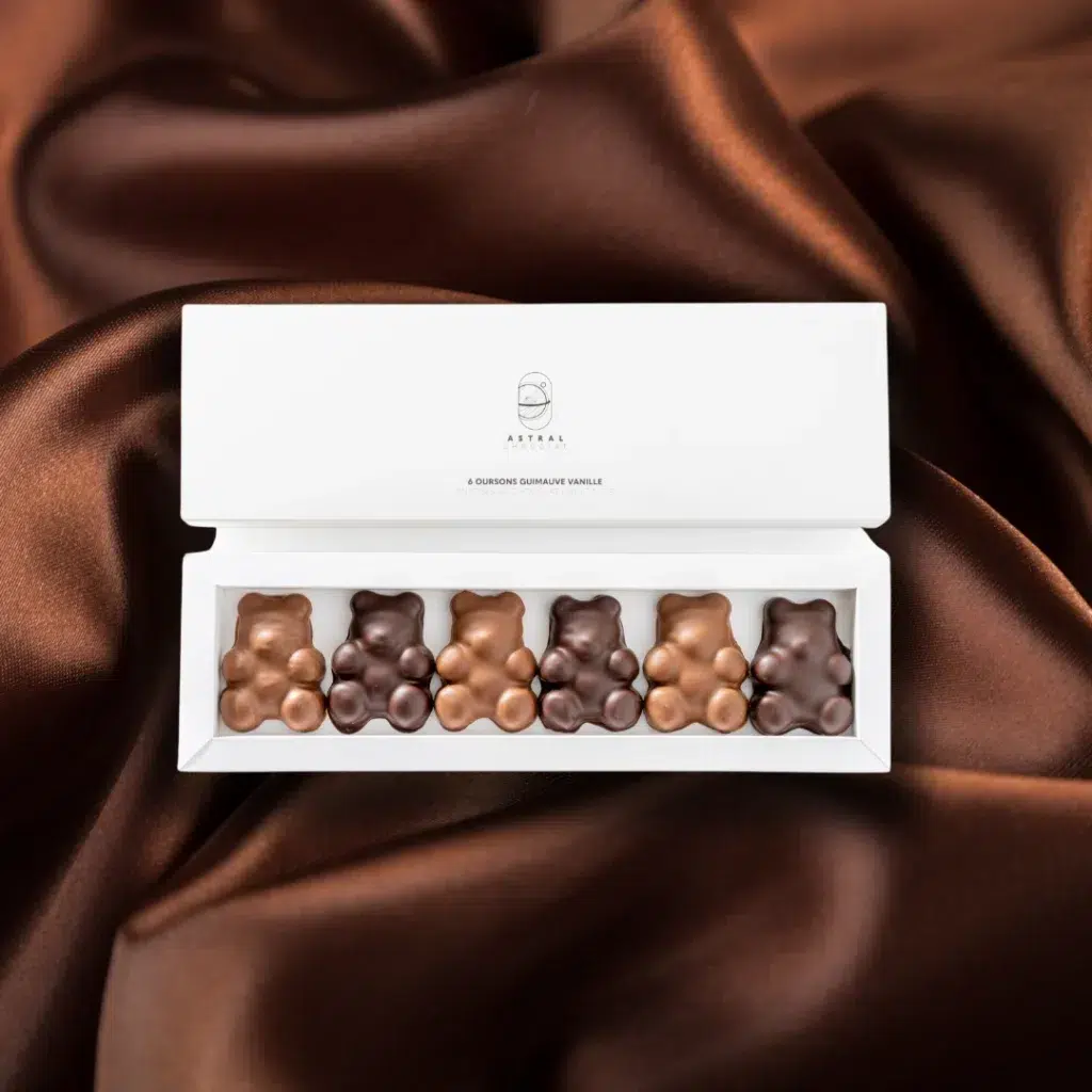 coffret chocolats Saint-Valentin ; cadeau st-valentin femme ; chocolat st-valentin ; coffret cadeau à offrir ; chocolat aphrodisiaque