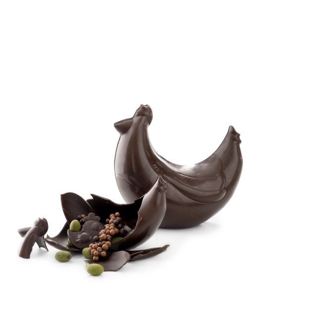 Poule de Pâques Chocolat NoirGarni de Surprises Chocolatées